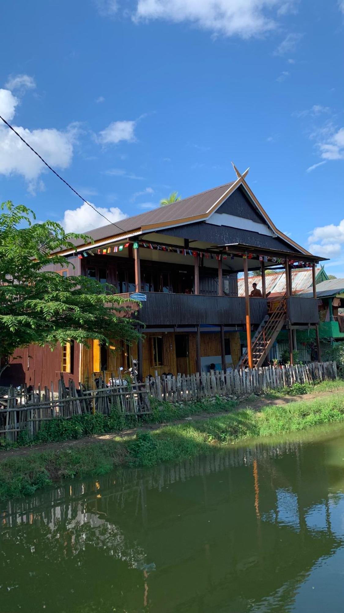 Nasrul House Homestay For Backpackers Maros Esterno foto