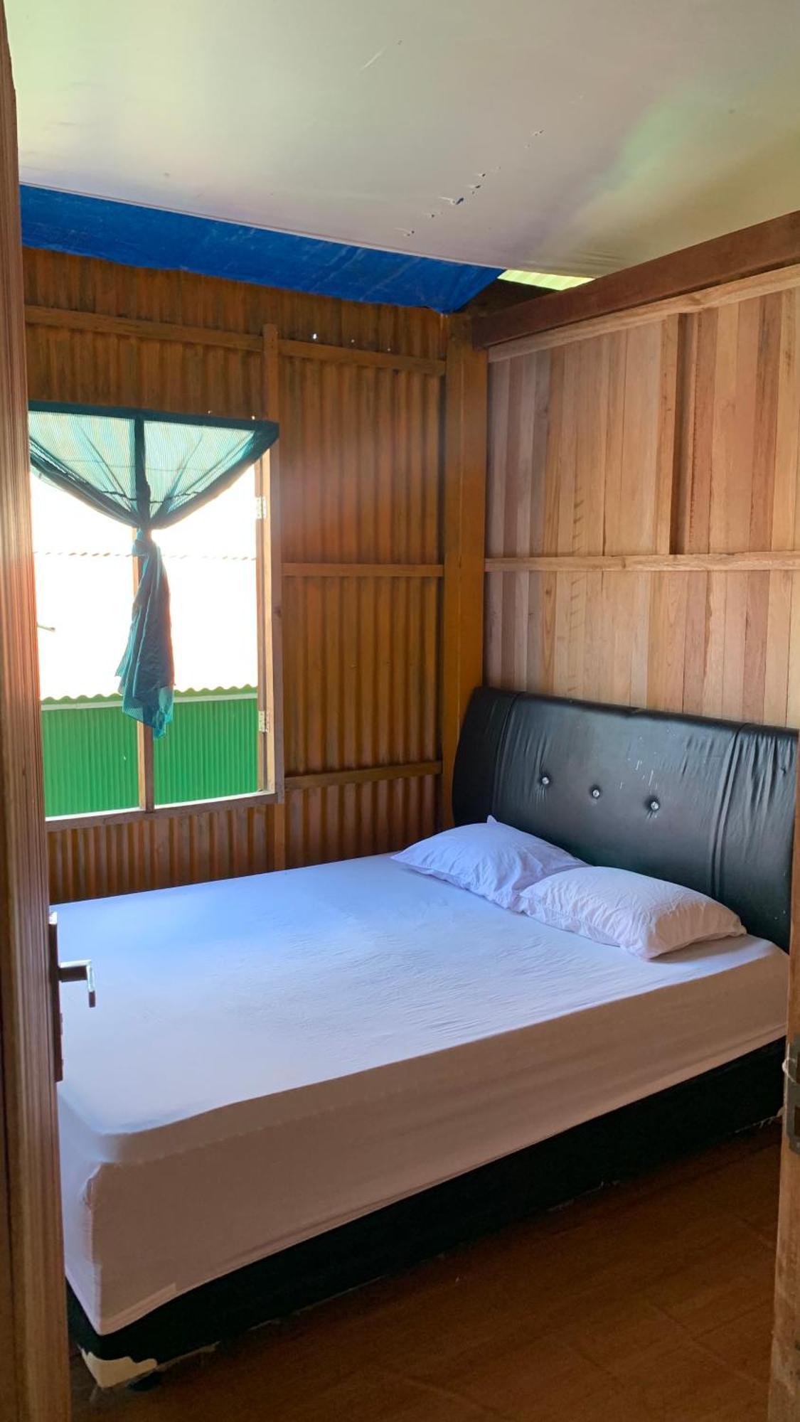 Nasrul House Homestay For Backpackers Maros Esterno foto